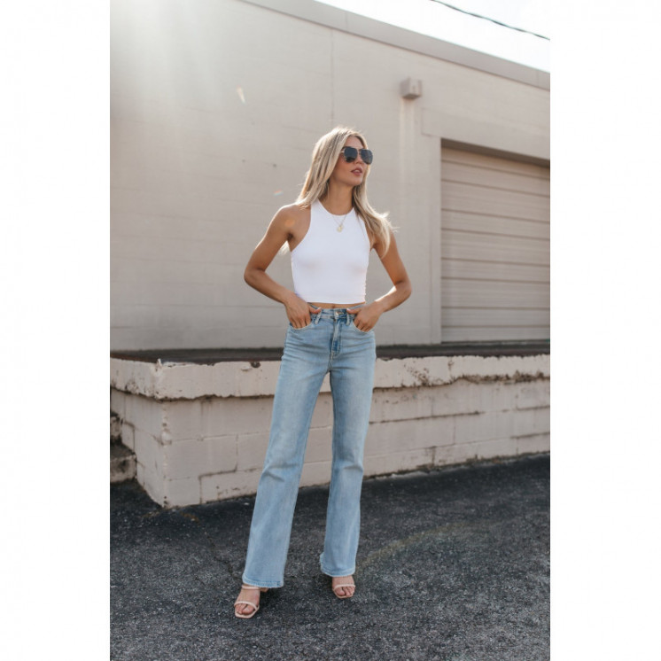 Wide Leg Light Wash Jeans